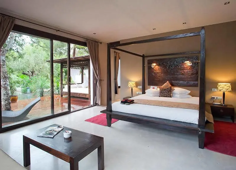 Agroturismo Atzaro Santa Eularia des Riu 0*,