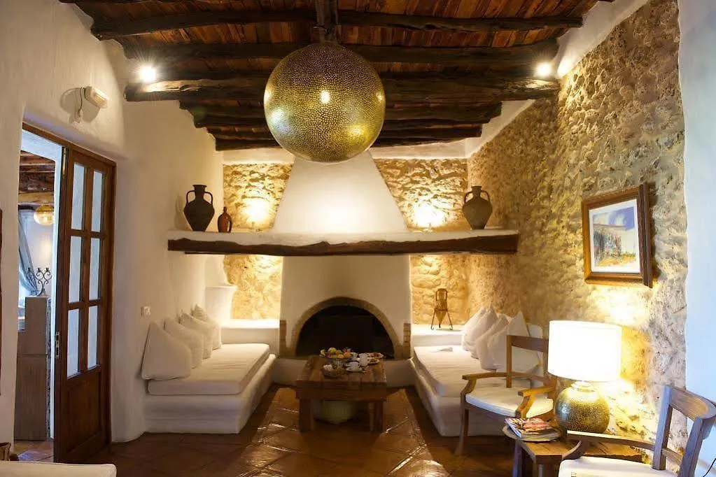 Agroturismo Atzaro Santa Eularia des Riu Country house
